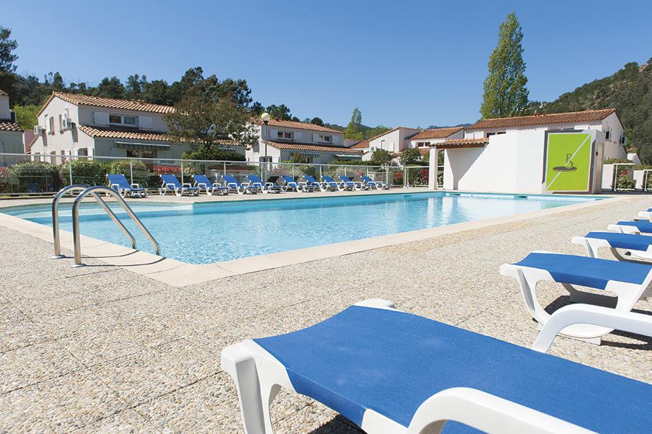 Comfort Aparthotel Mandelieu La Napoule Village Exterior photo